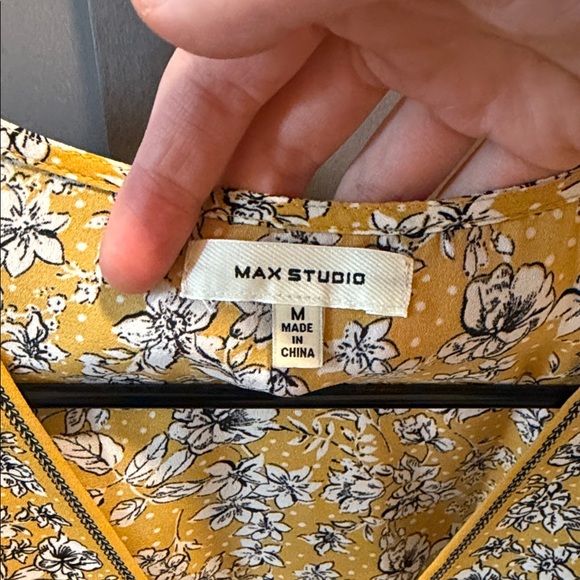 Max Studio Yellow Floral Ruffle Blouse - Picture 3 of 3